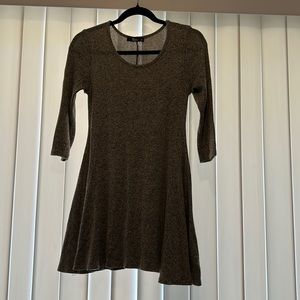 Gray mini sweater dress quarter sleeve